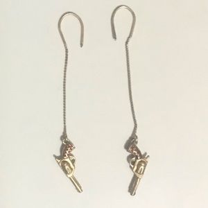 Western Gun Revolver dangle drop earrings texas